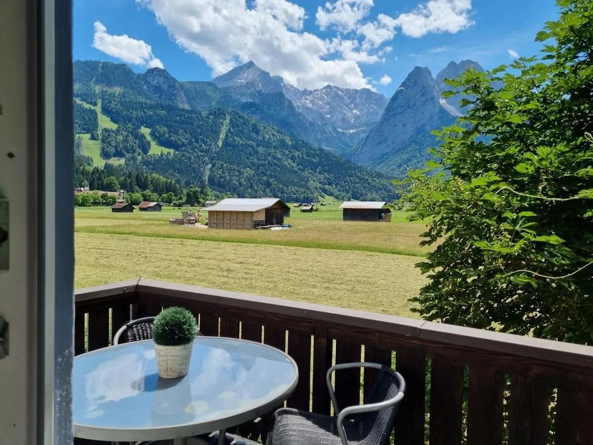 Haus Kreuzeckwiese - Fewo Riffelwandspitze جارمش بارتنكيرشن شقة